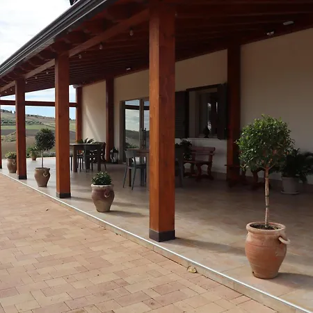 Oda ve Kahvaltı Paradiso Serradifalco